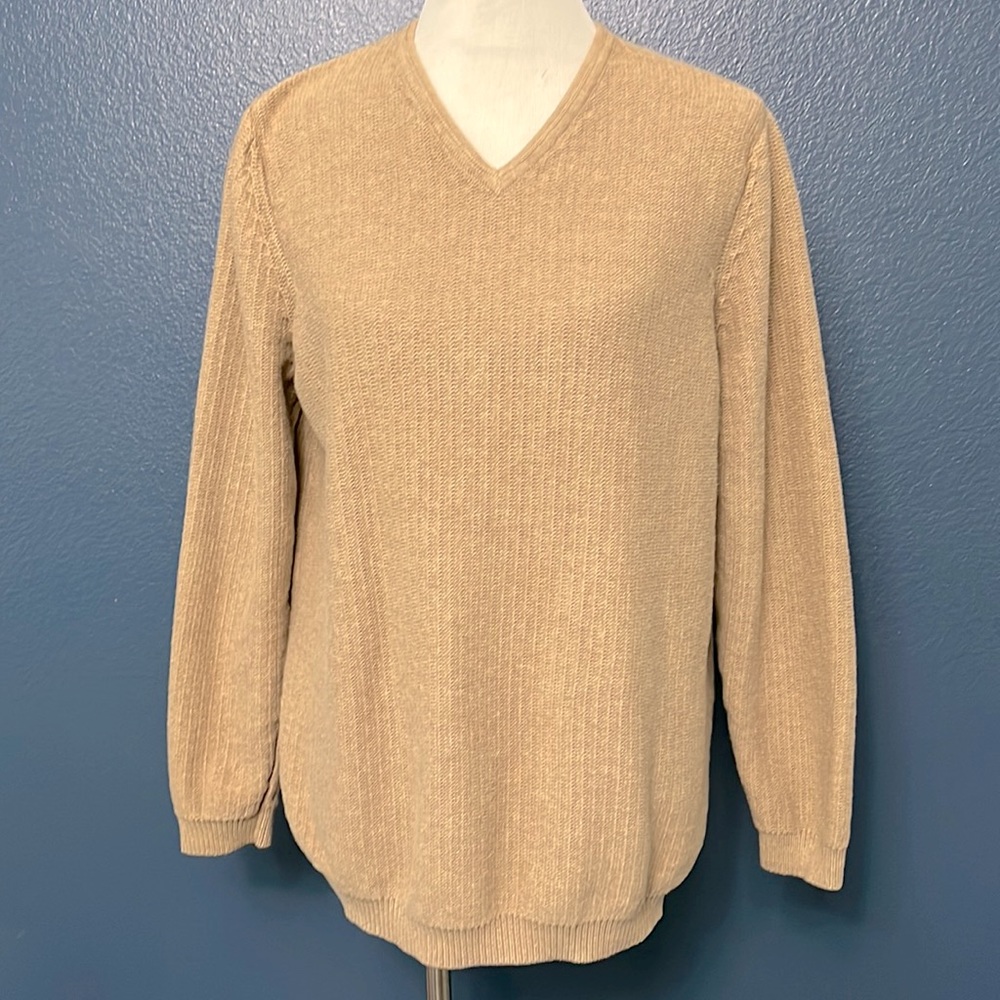 BREAKWATER SWEATER